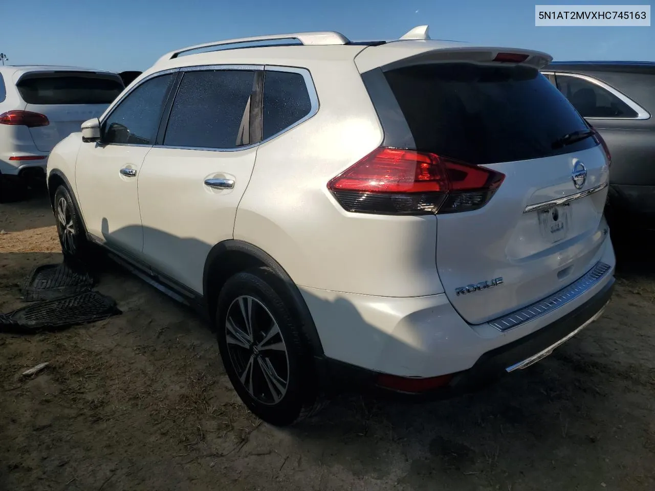 2017 Nissan Rogue Sv VIN: 5N1AT2MVXHC745163 Lot: 77487754