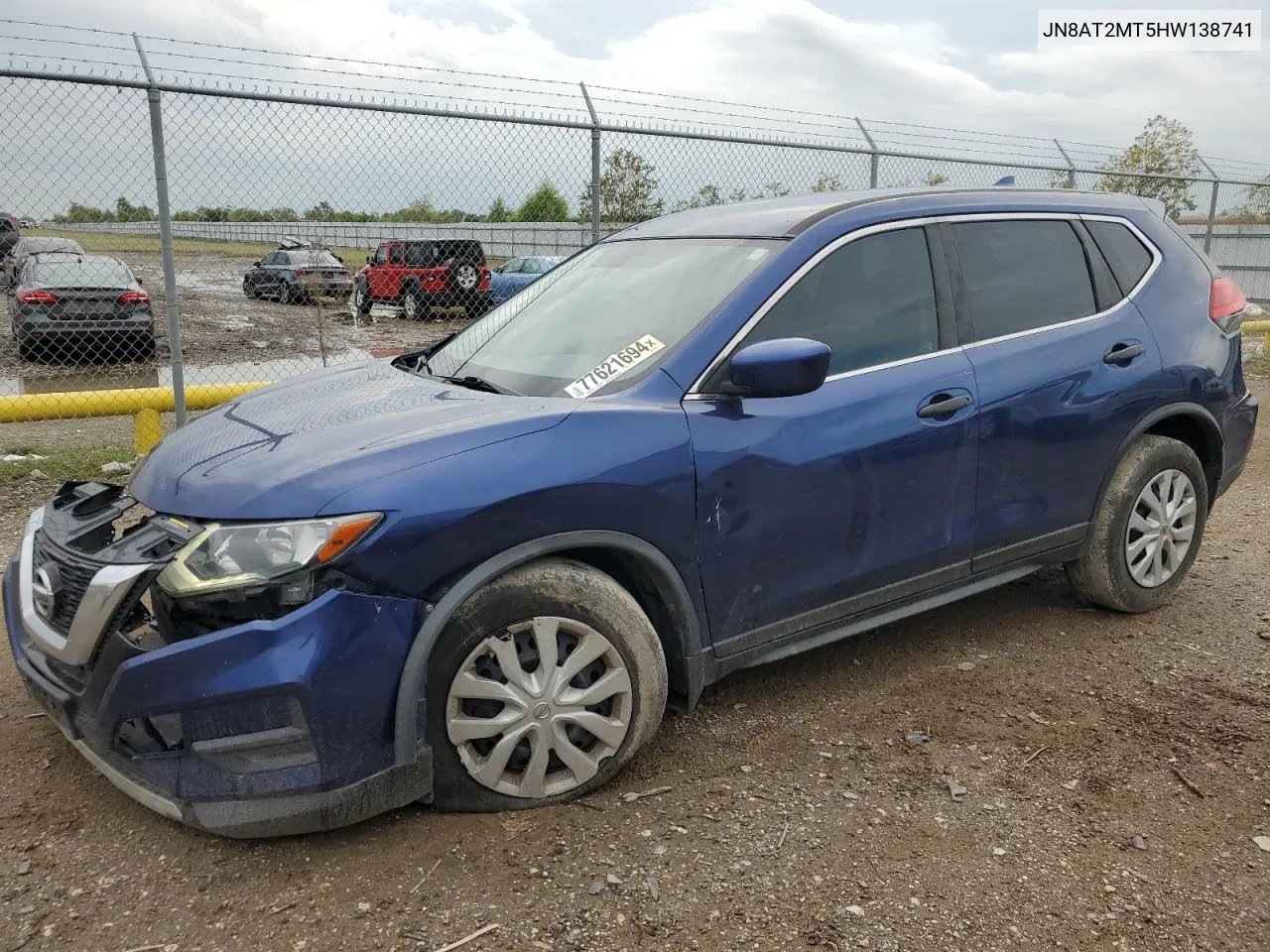 2017 Nissan Rogue S VIN: JN8AT2MT5HW138741 Lot: 77621694