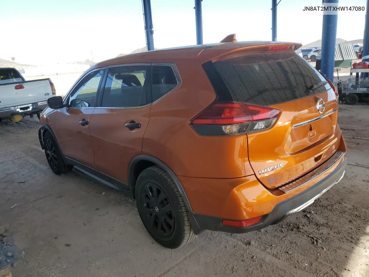 2017 Nissan Rogue S VIN: JN8AT2MTXHW147080 Lot: 77779874