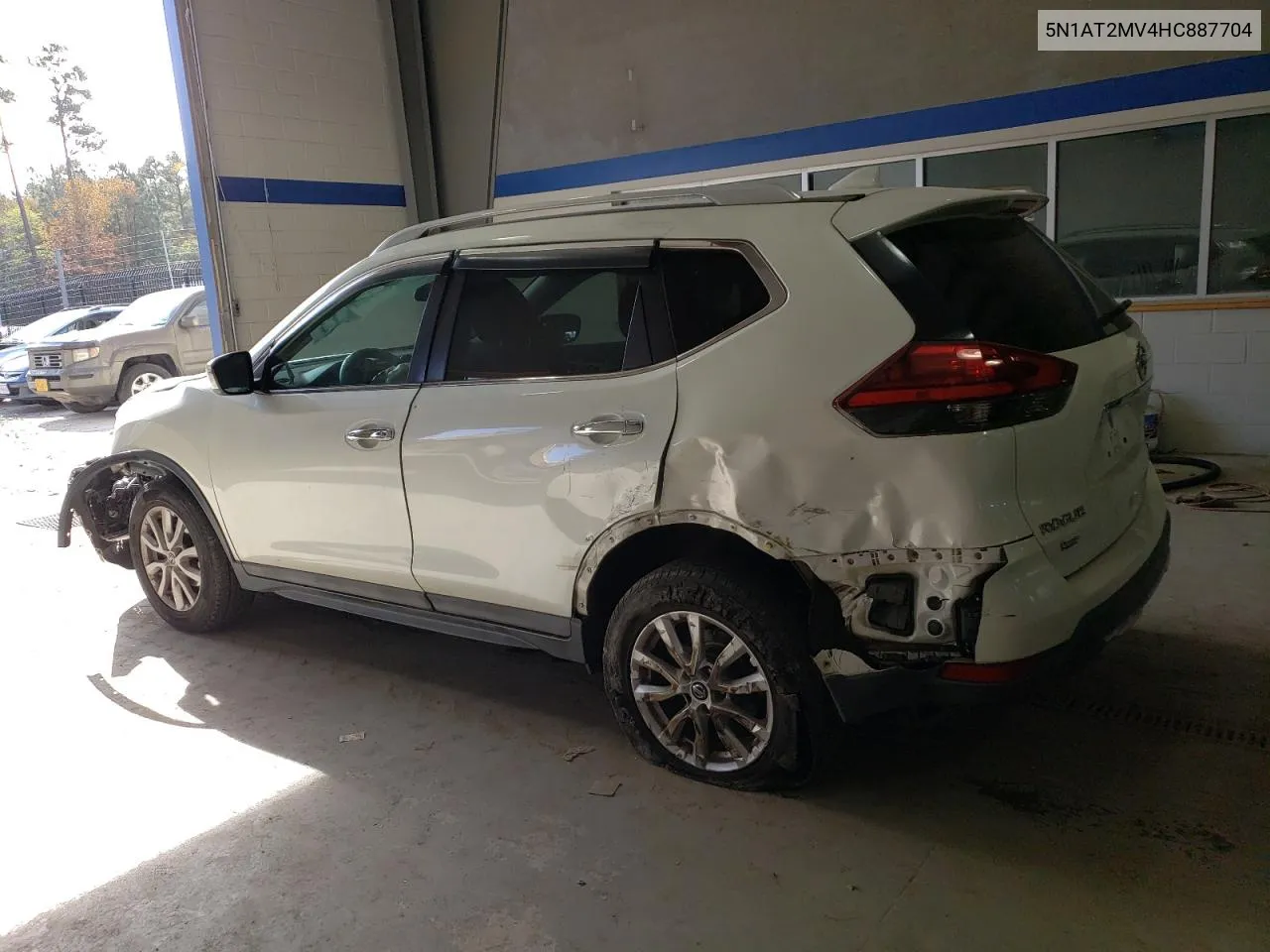 2017 Nissan Rogue Sv VIN: 5N1AT2MV4HC887704 Lot: 80032134