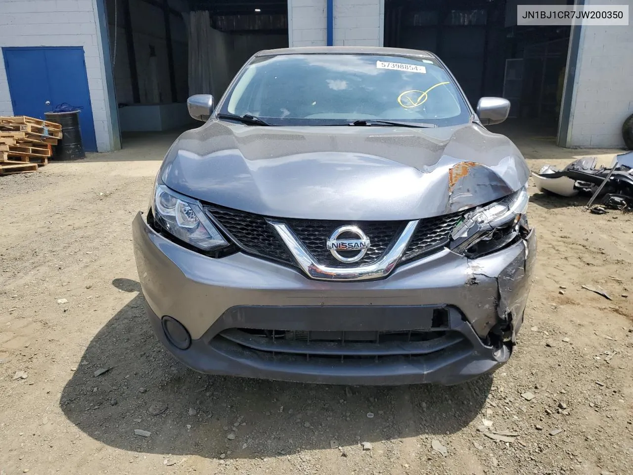 JN1BJ1CR7JW200350 2018 Nissan Rogue Sport S