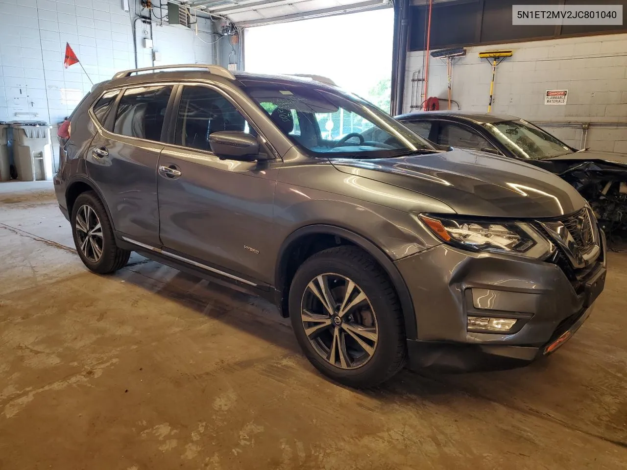 5N1ET2MV2JC801040 2018 Nissan Rogue Sv Hybrid