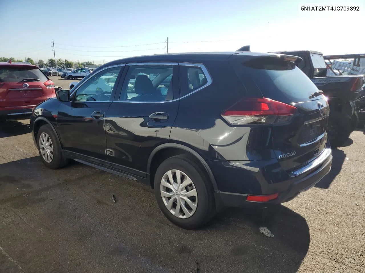 2018 Nissan Rogue S VIN: 5N1AT2MT4JC709392 Lot: 58639424