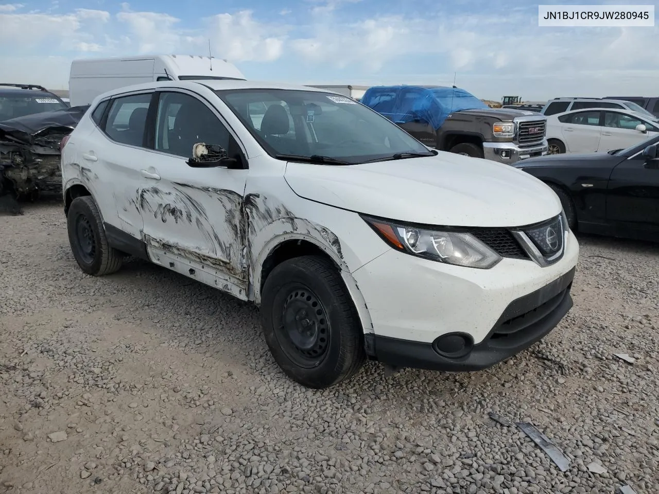 JN1BJ1CR9JW280945 2018 Nissan Rogue Sport S