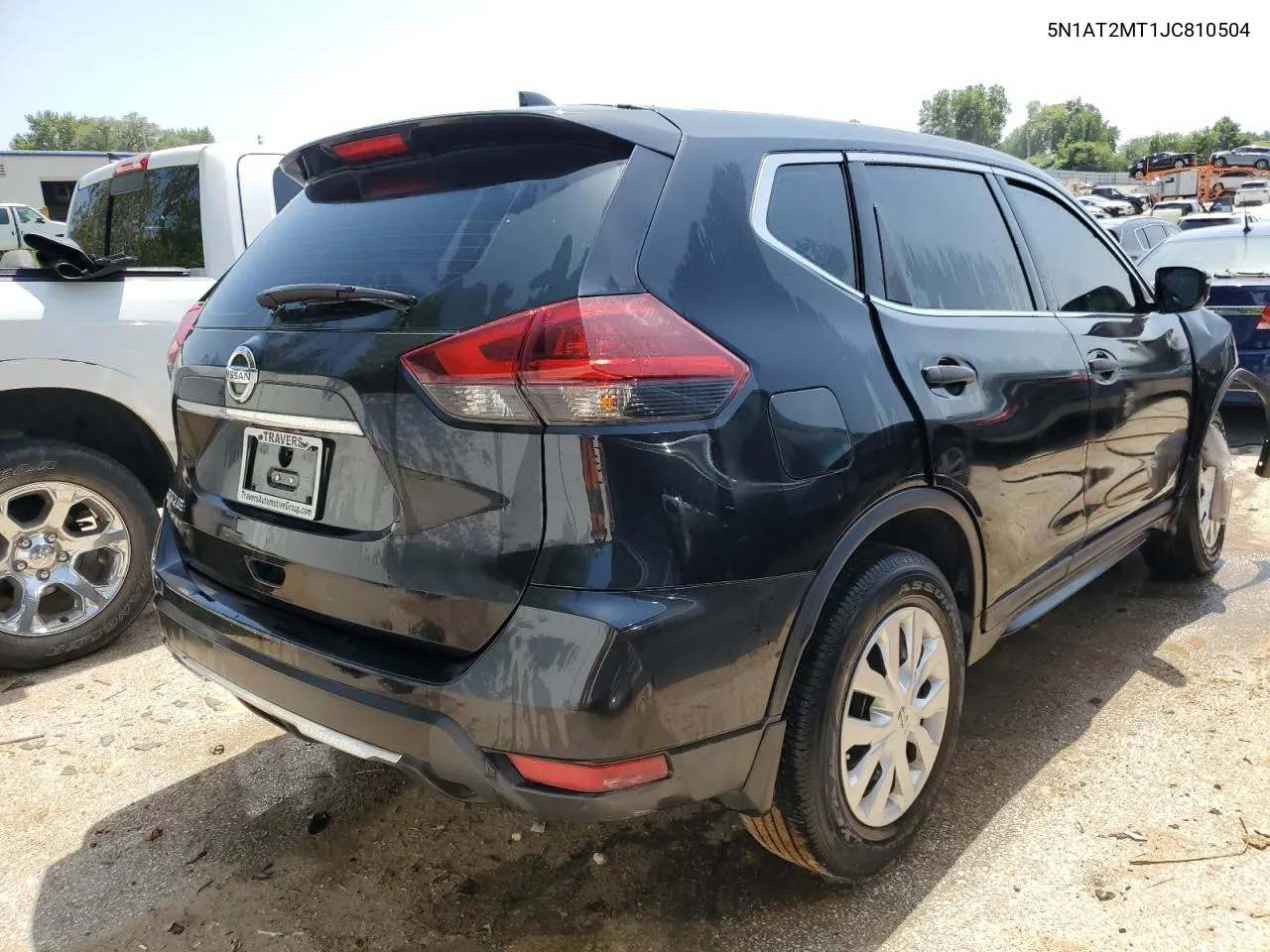 2018 Nissan Rogue S VIN: 5N1AT2MT1JC810504 Lot: 61666933