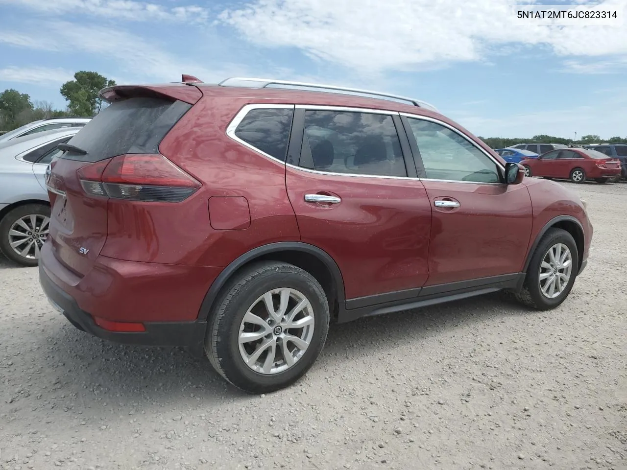 2018 Nissan Rogue S VIN: 5N1AT2MT6JC823314 Lot: 61704364