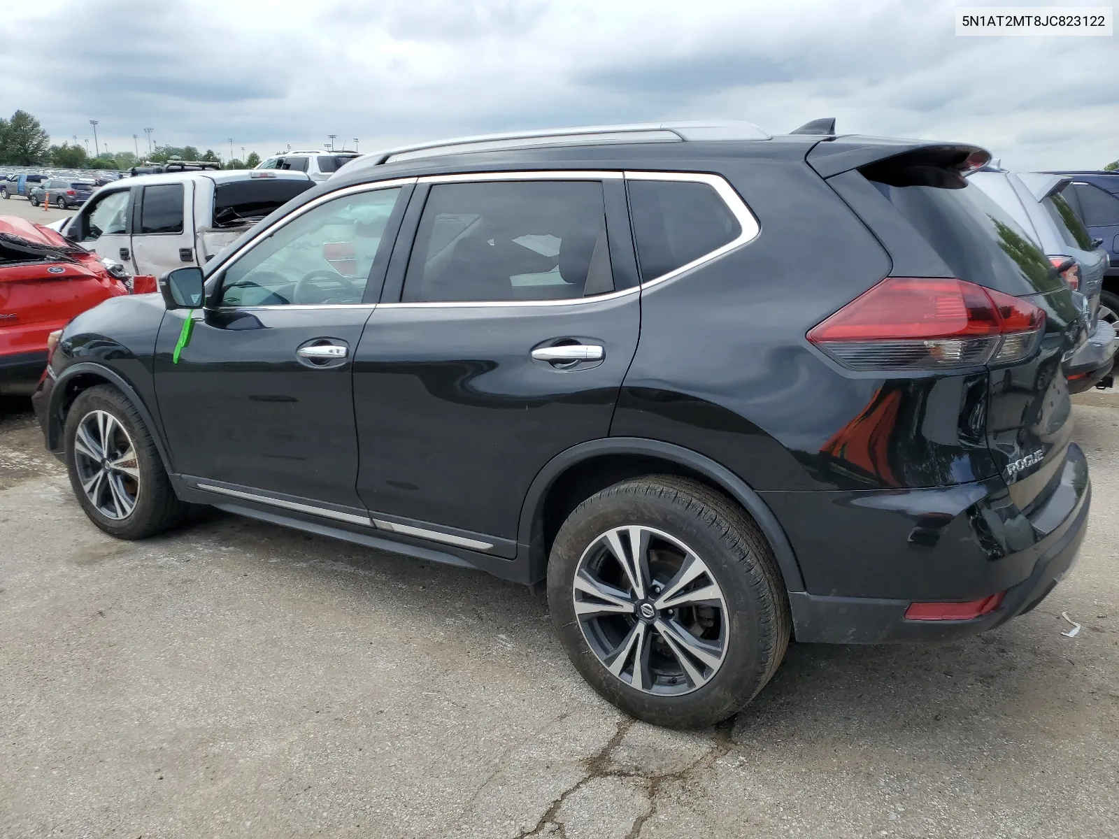 2018 Nissan Rogue S VIN: 5N1AT2MT8JC823122 Lot: 61752254