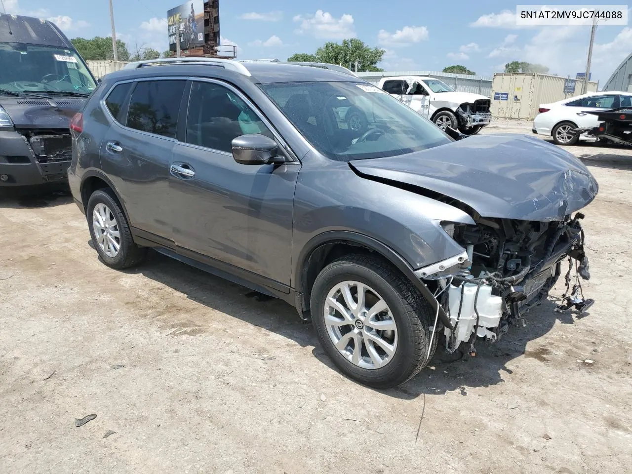 2018 Nissan Rogue S VIN: 5N1AT2MV9JC744088 Lot: 62072404