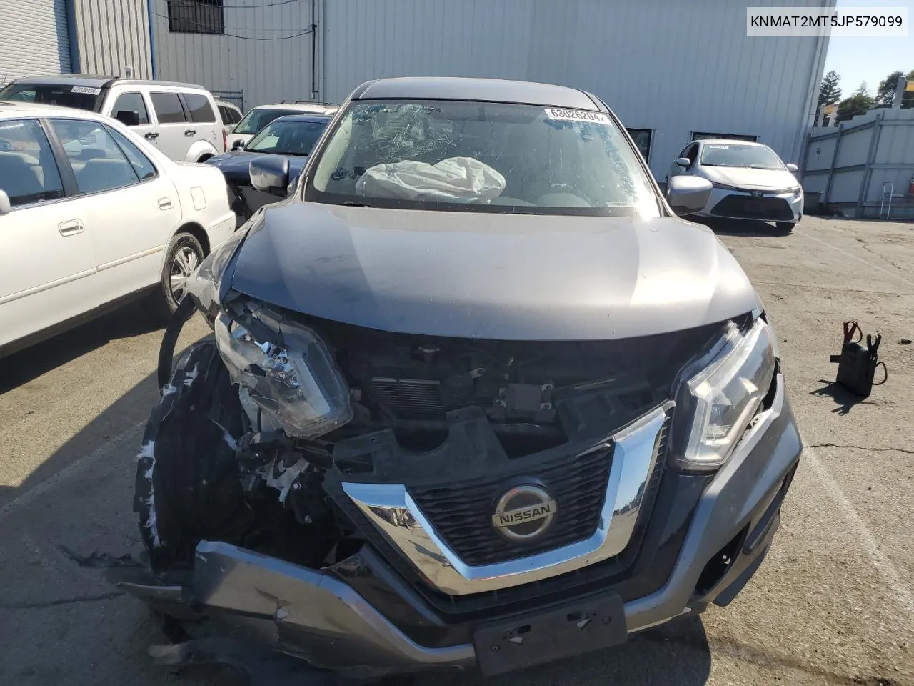 2018 Nissan Rogue S VIN: KNMAT2MT5JP579099 Lot: 63026204