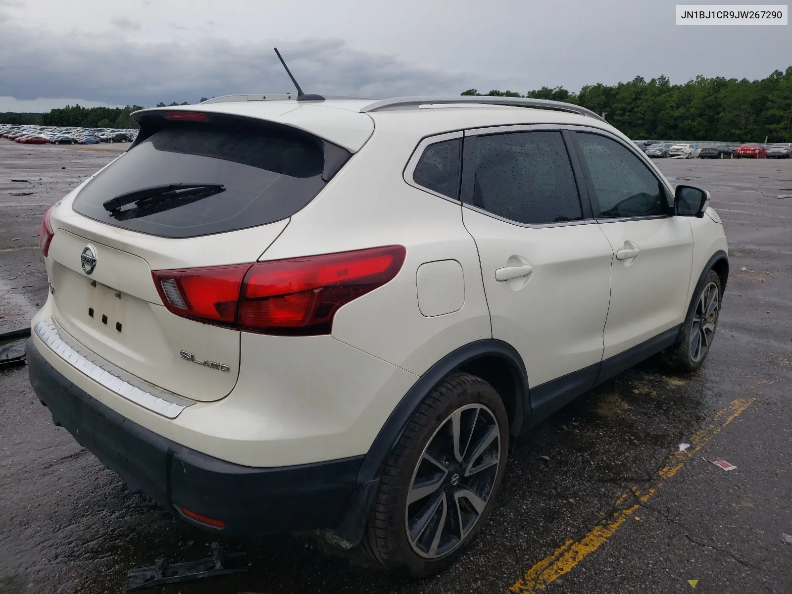 JN1BJ1CR9JW267290 2018 Nissan Rogue Sport S