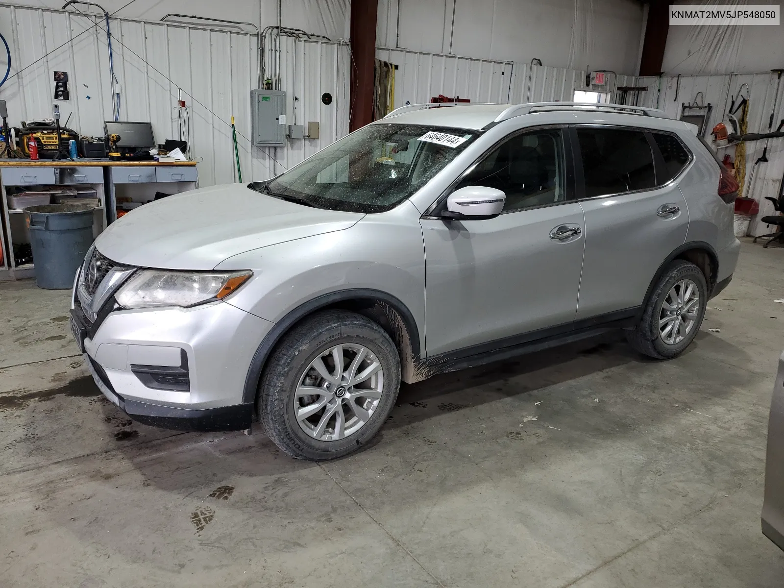 2018 Nissan Rogue S VIN: KNMAT2MV5JP548050 Lot: 64640144