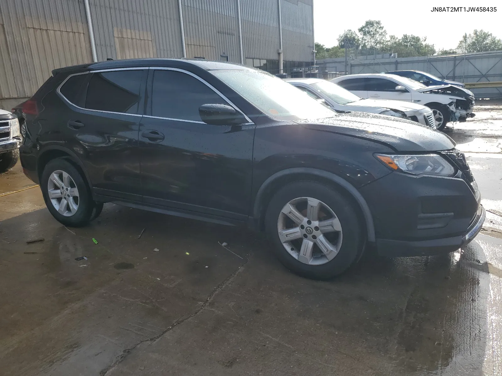 2018 Nissan Rogue S VIN: JN8AT2MT1JW458435 Lot: 65556654