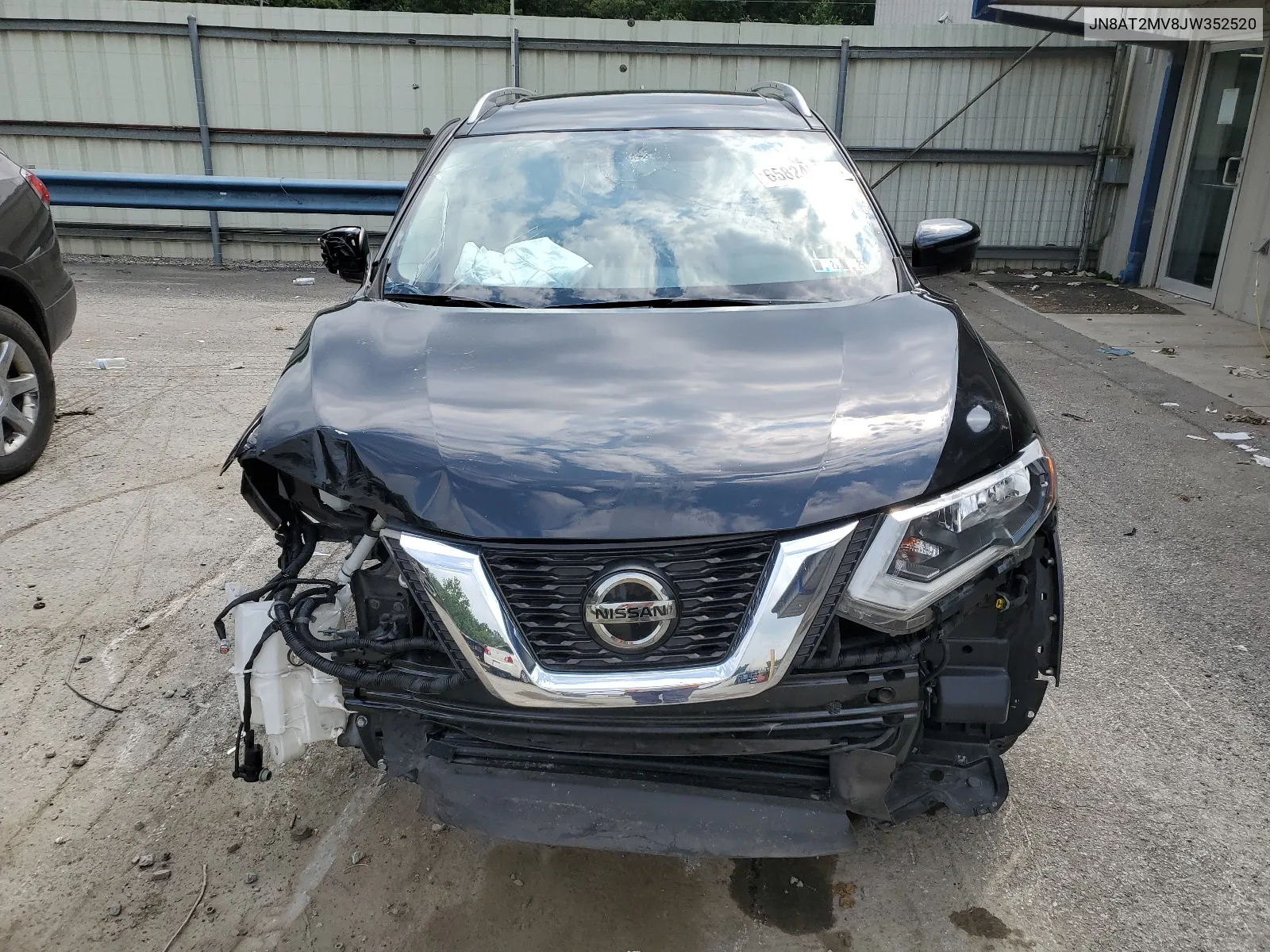 JN8AT2MV8JW352520 2018 Nissan Rogue S