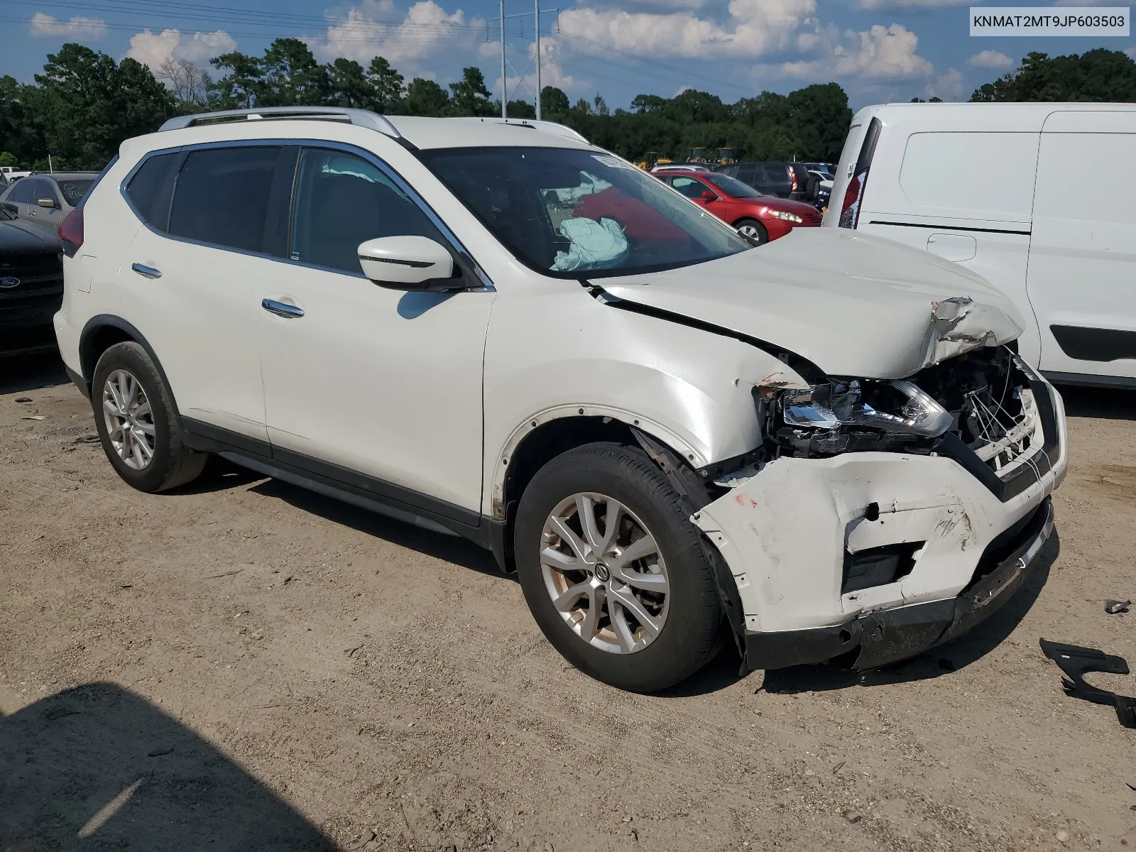 KNMAT2MT9JP603503 2018 Nissan Rogue S