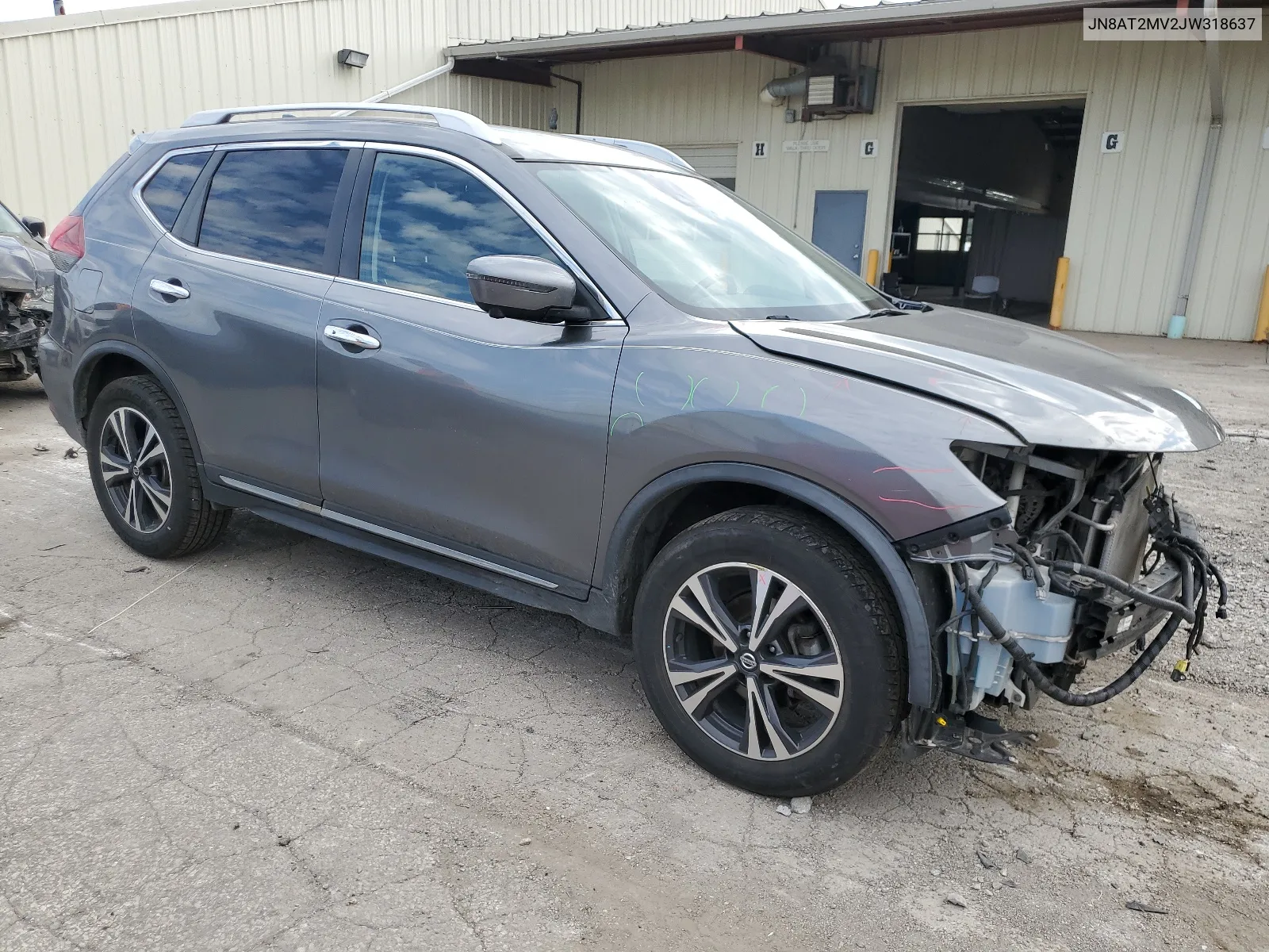 2018 Nissan Rogue S VIN: JN8AT2MV2JW318637 Lot: 66866844