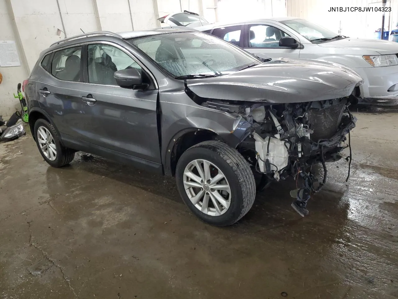 JN1BJ1CP8JW104323 2018 Nissan Rogue Sport S