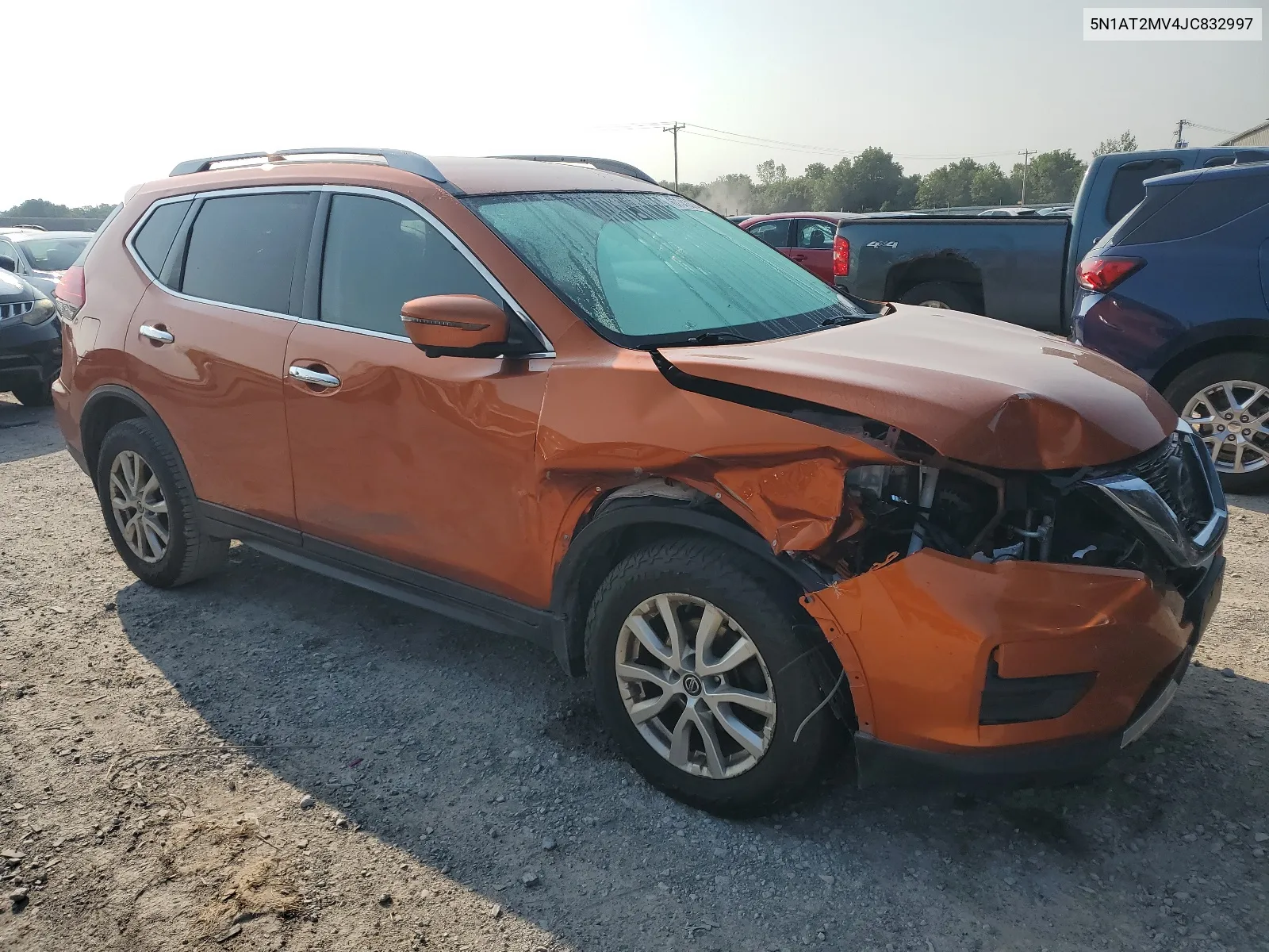 2018 Nissan Rogue S VIN: 5N1AT2MV4JC832997 Lot: 67343374