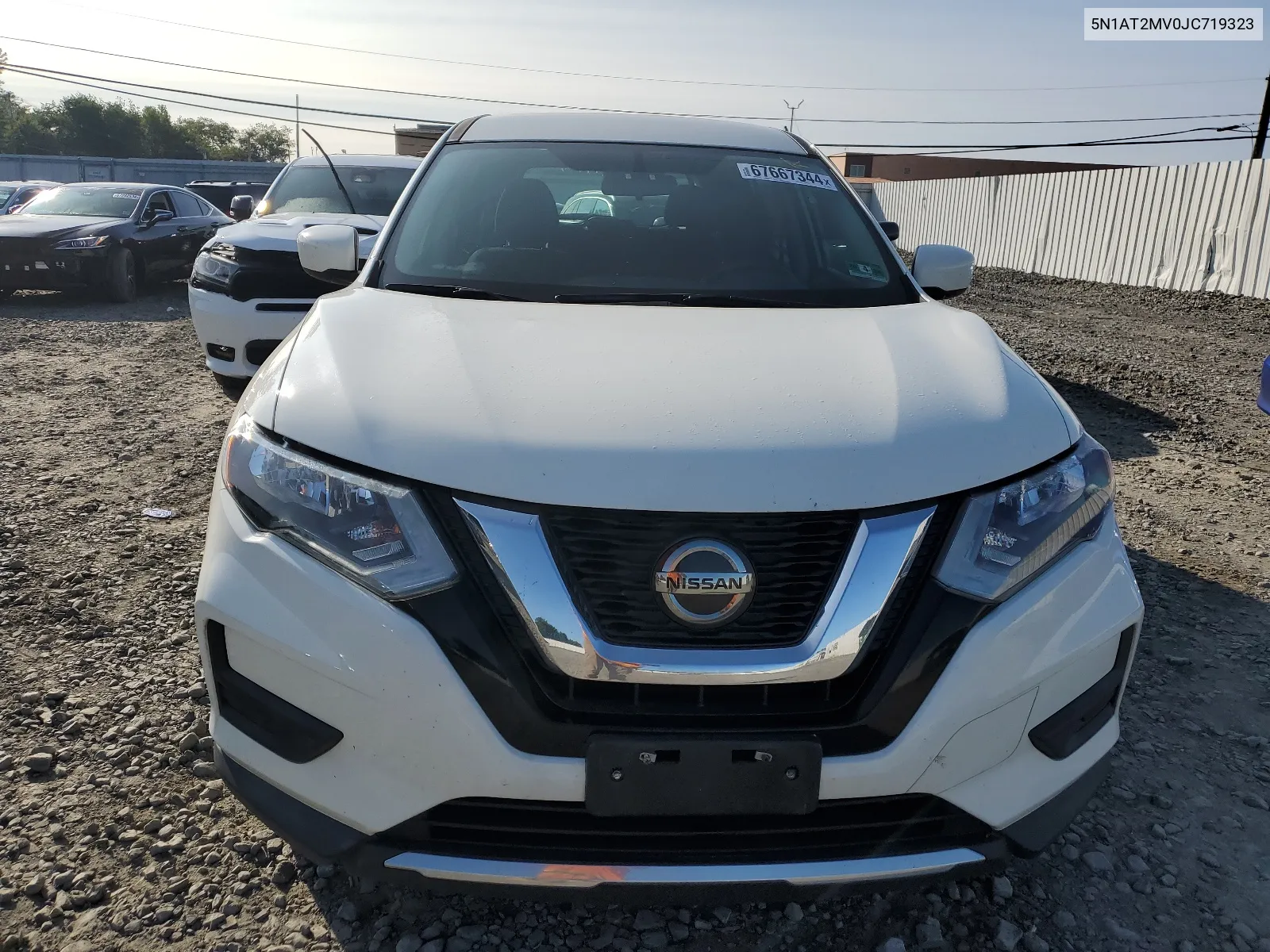 5N1AT2MV0JC719323 2018 Nissan Rogue S