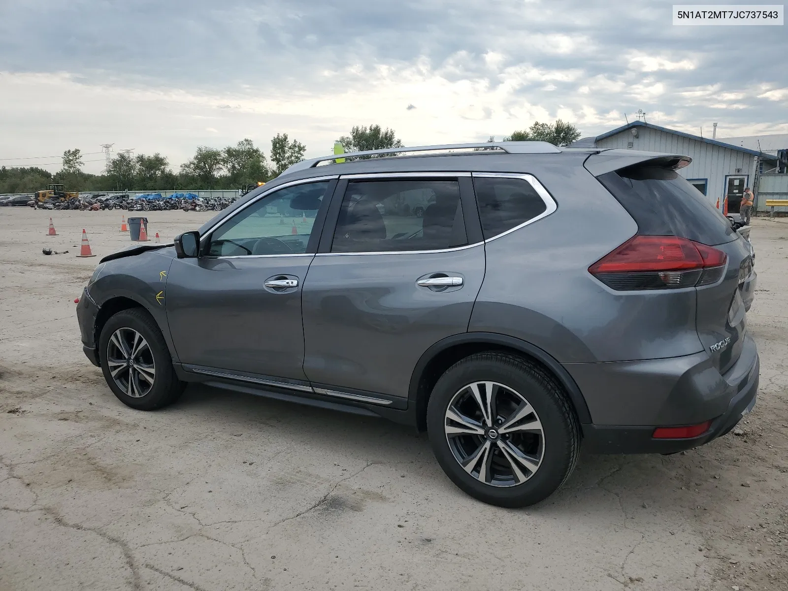 2018 Nissan Rogue S VIN: 5N1AT2MT7JC737543 Lot: 67670744