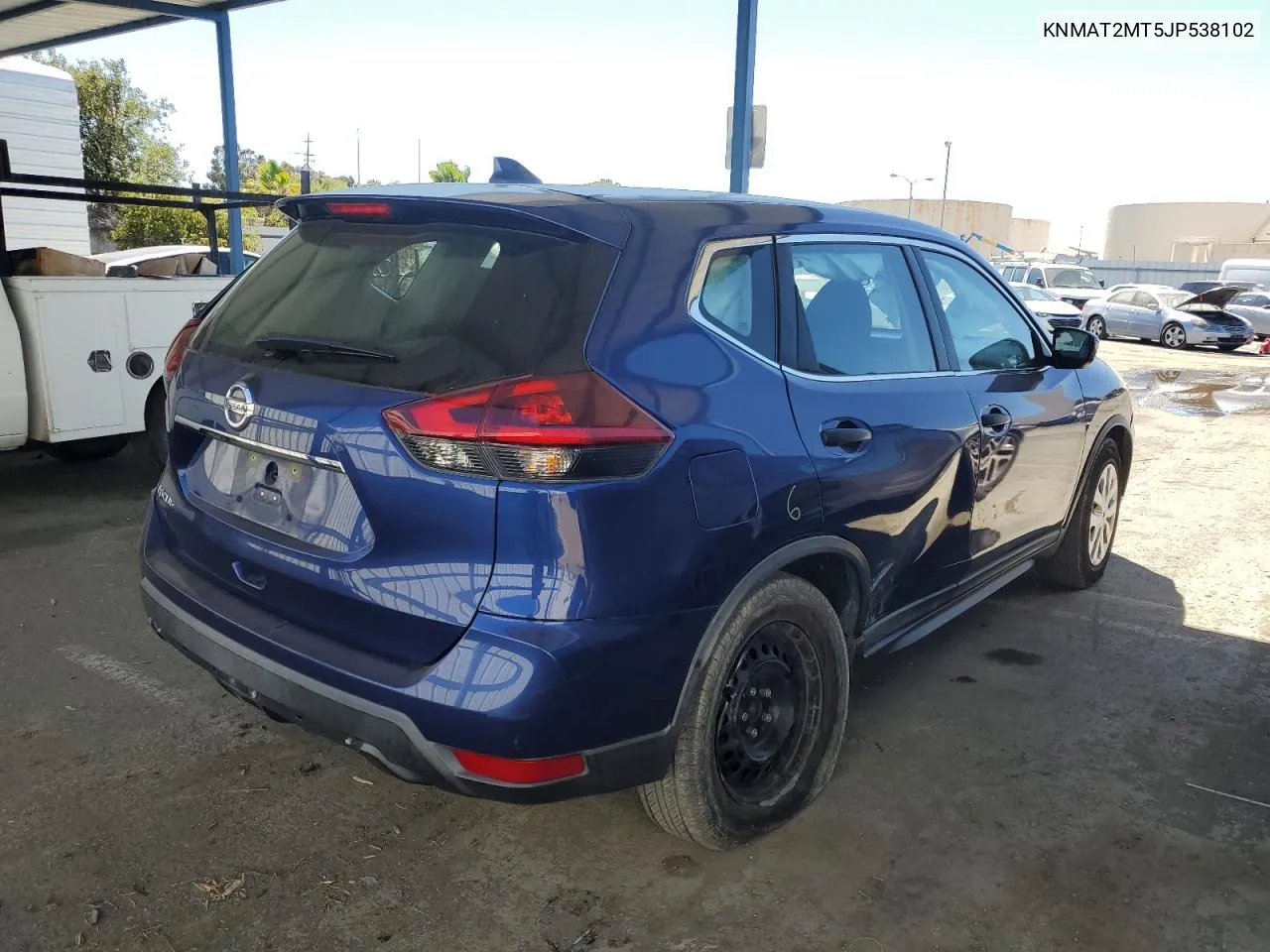 KNMAT2MT5JP538102 2018 Nissan Rogue S