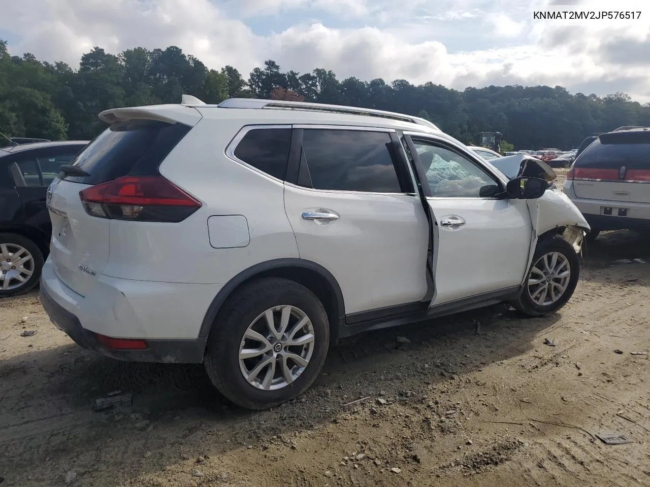 2018 Nissan Rogue S VIN: KNMAT2MV2JP576517 Lot: 67913284