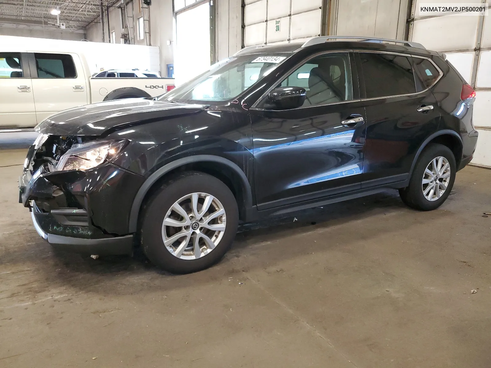 2018 Nissan Rogue S VIN: KNMAT2MV2JP500201 Lot: 67940134