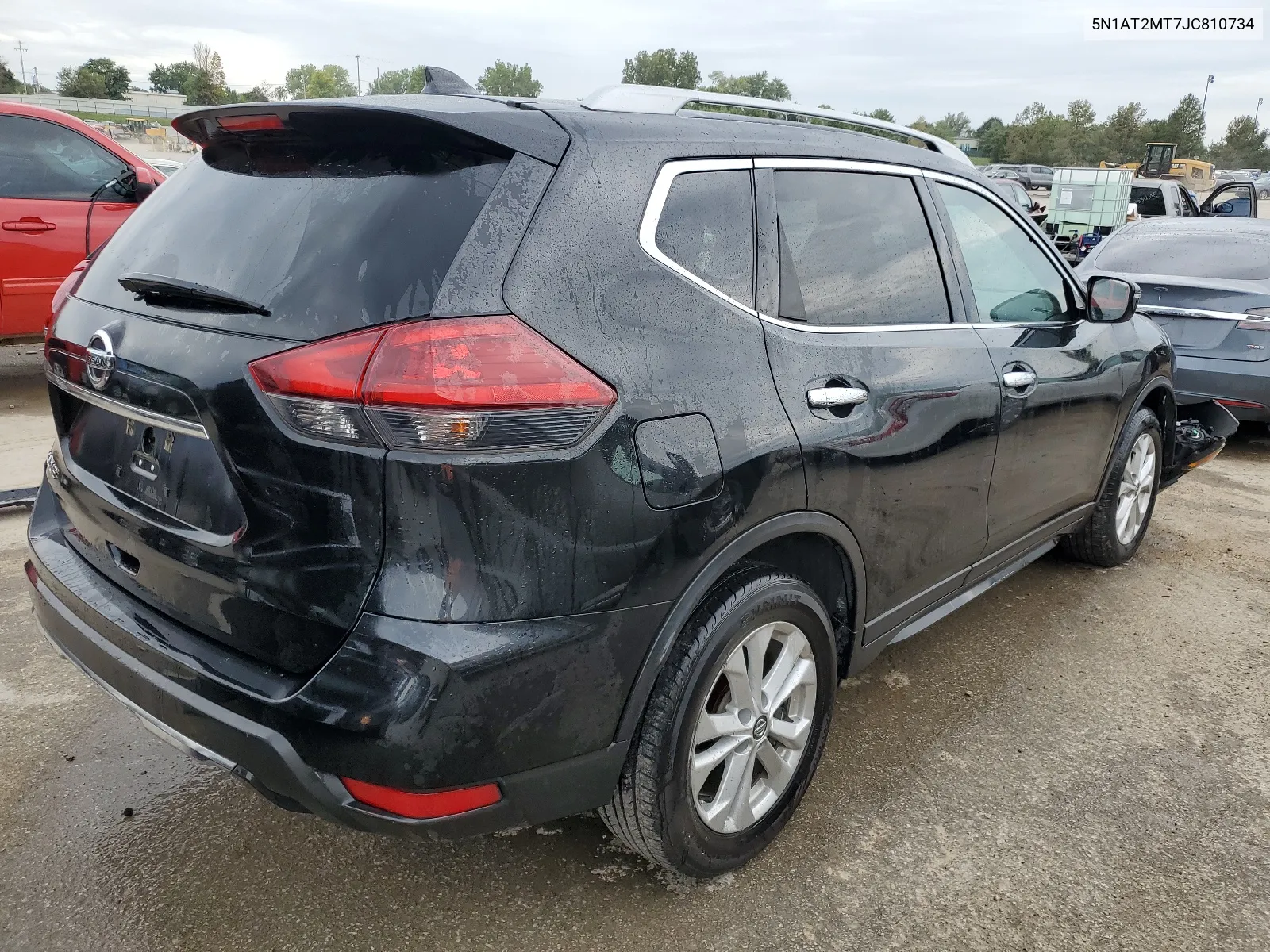 5N1AT2MT7JC810734 2018 Nissan Rogue S