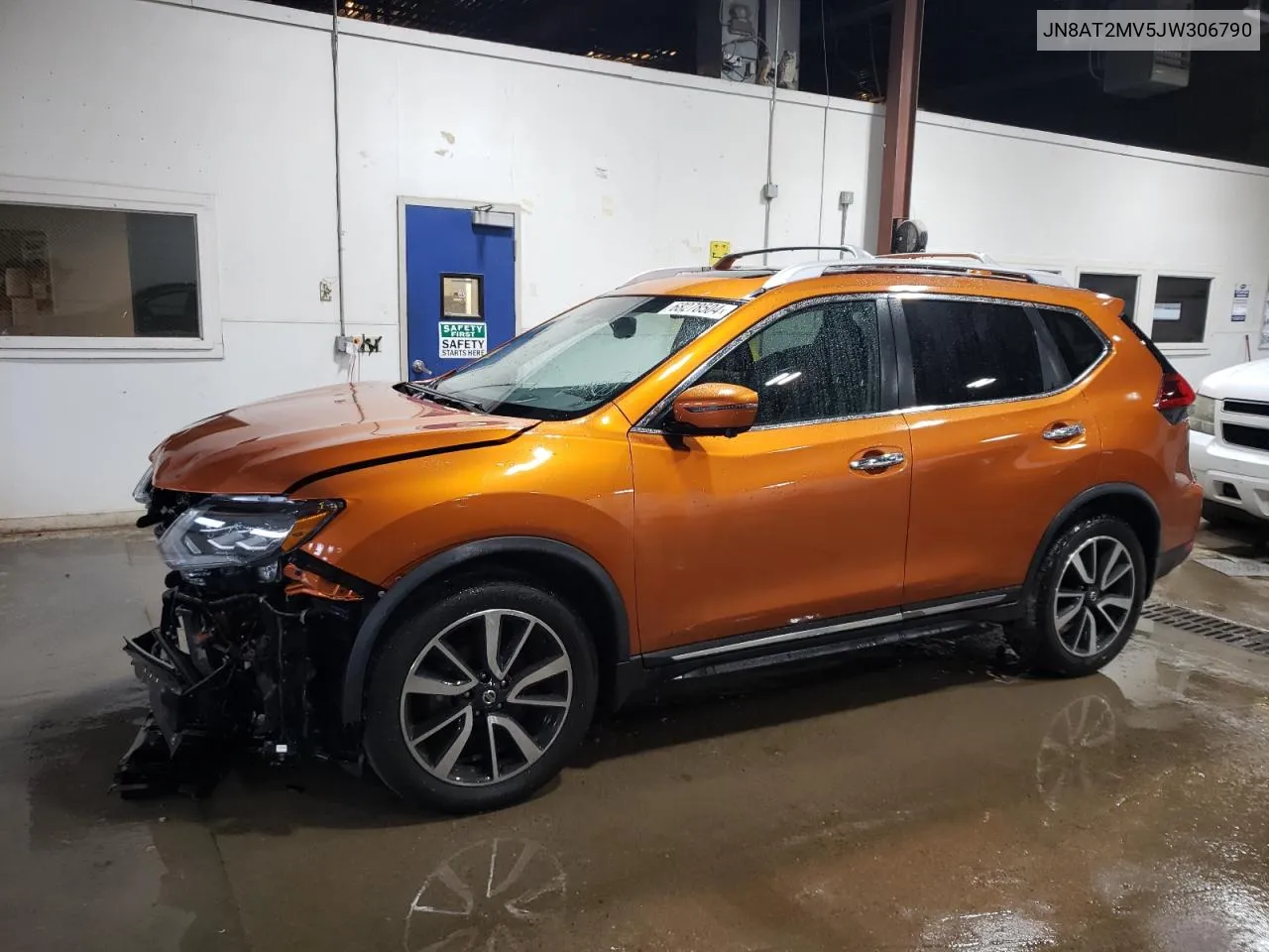 2018 Nissan Rogue S VIN: JN8AT2MV5JW306790 Lot: 68278504