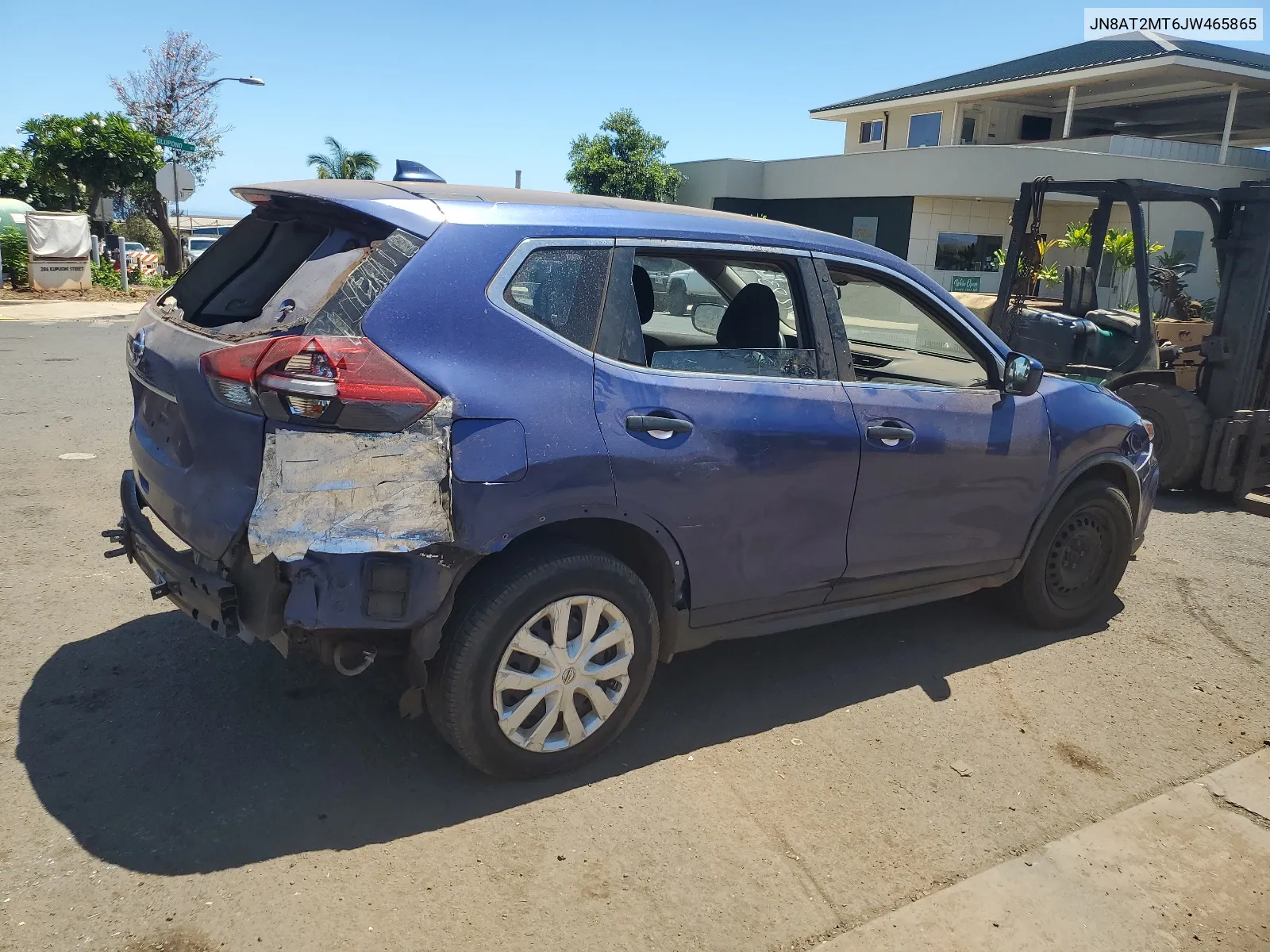 2018 Nissan Rogue S VIN: JN8AT2MT6JW465865 Lot: 68372834