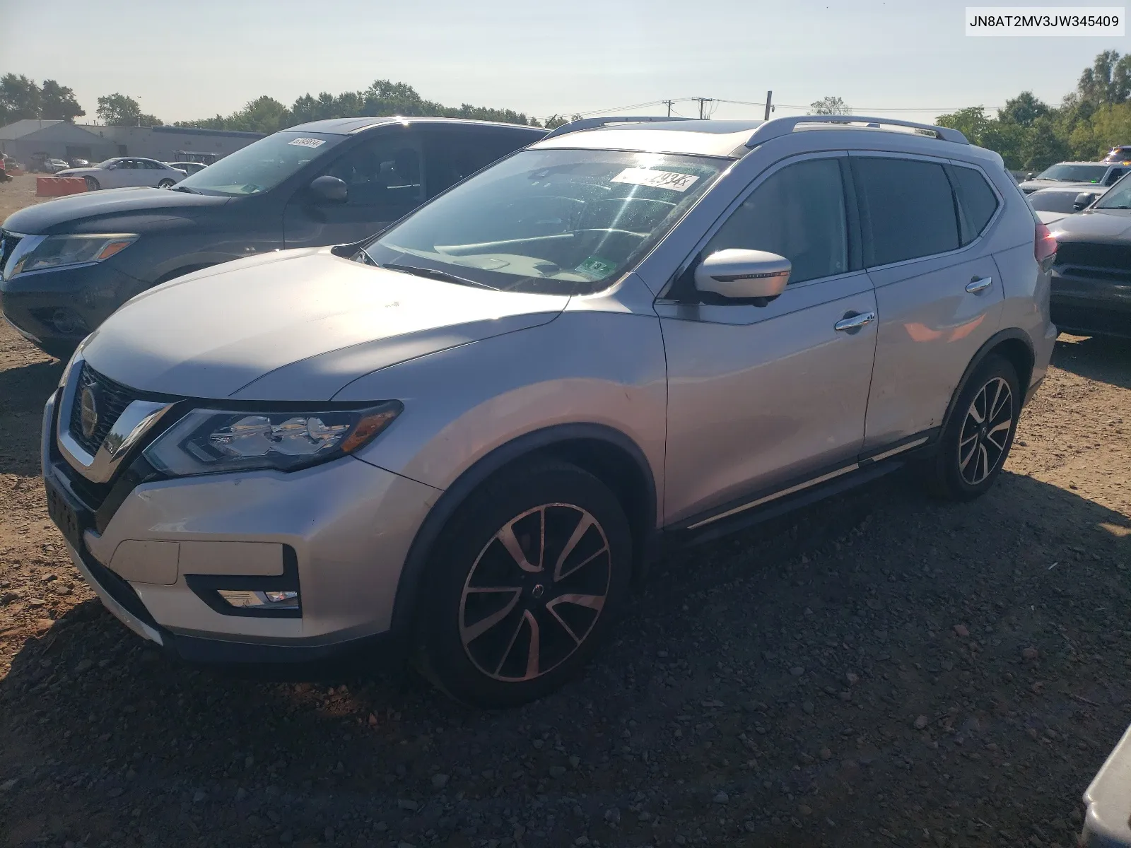 2018 Nissan Rogue S VIN: JN8AT2MV3JW345409 Lot: 68572934