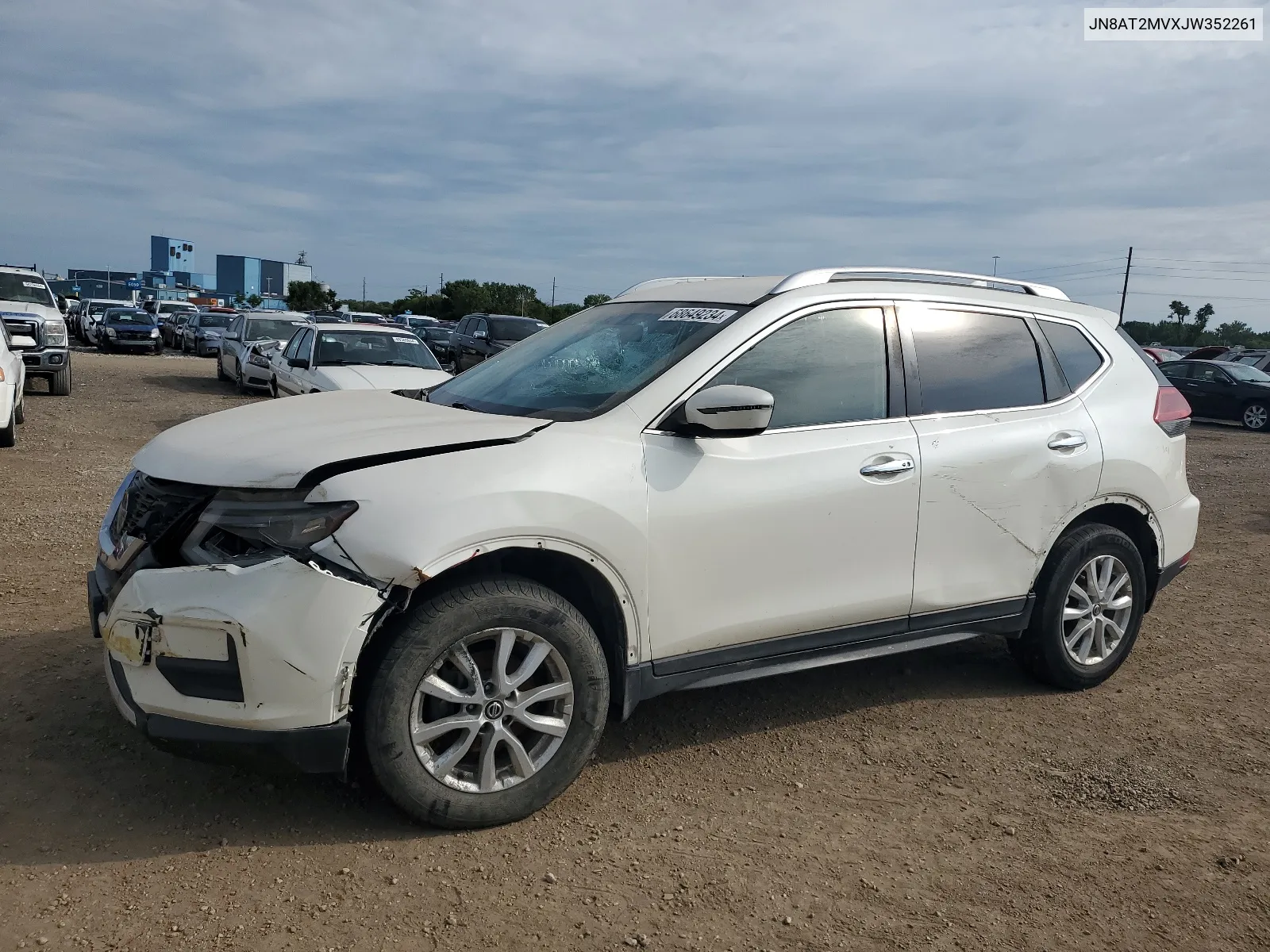 2018 Nissan Rogue S VIN: JN8AT2MVXJW352261 Lot: 68649234