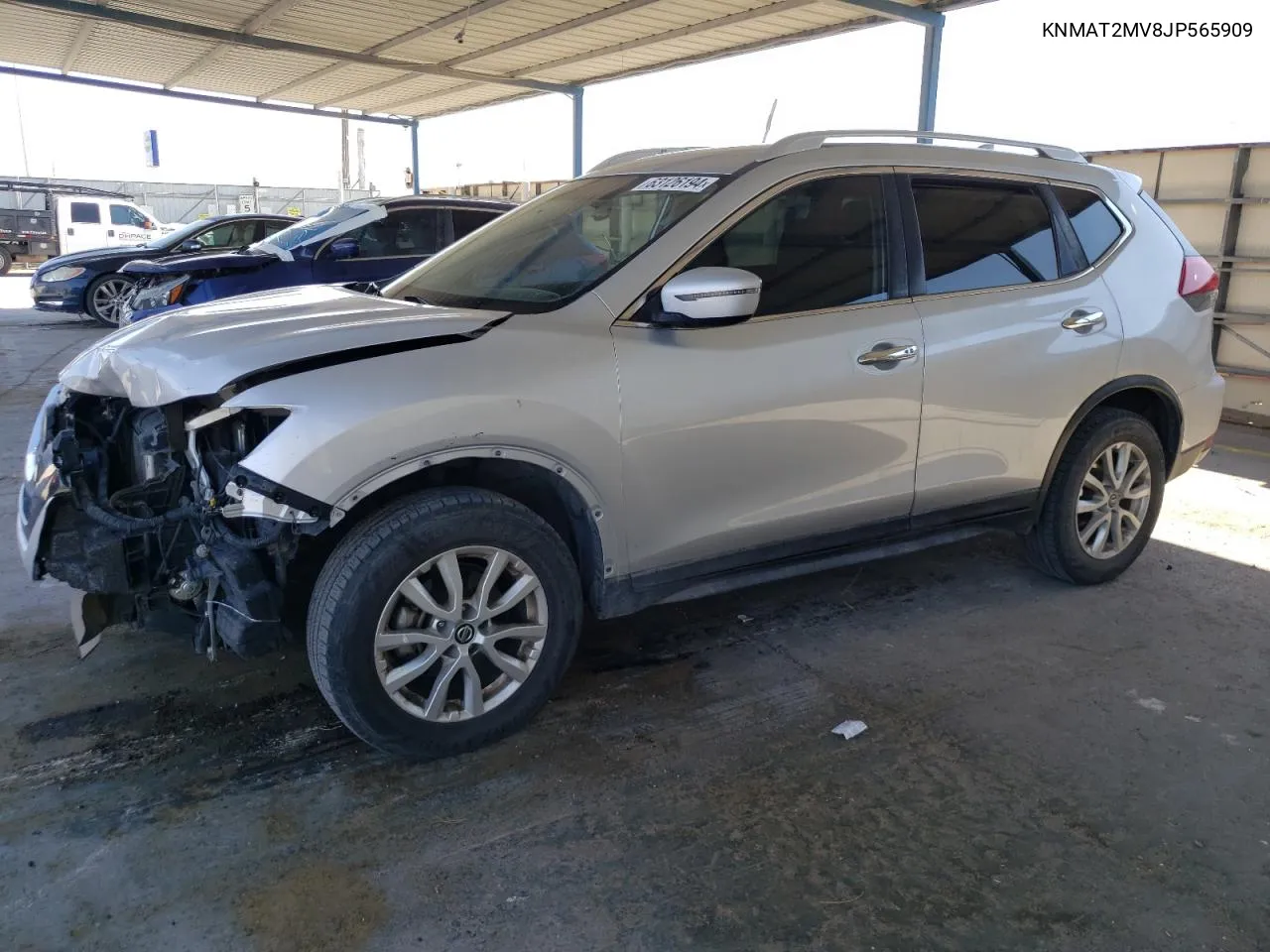 2018 Nissan Rogue S VIN: KNMAT2MV8JP565909 Lot: 68940744