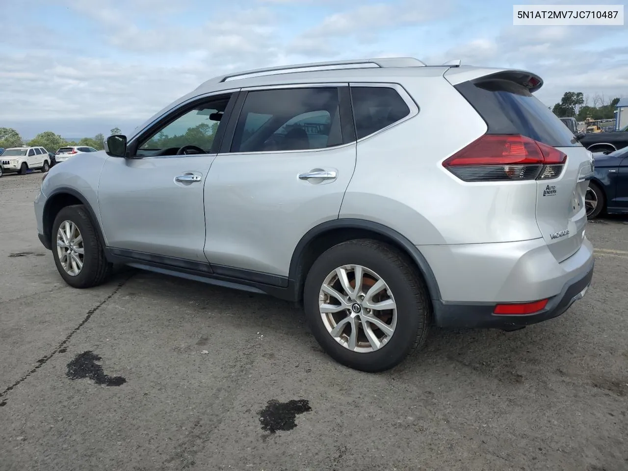 2018 Nissan Rogue S VIN: 5N1AT2MV7JC710487 Lot: 69302674