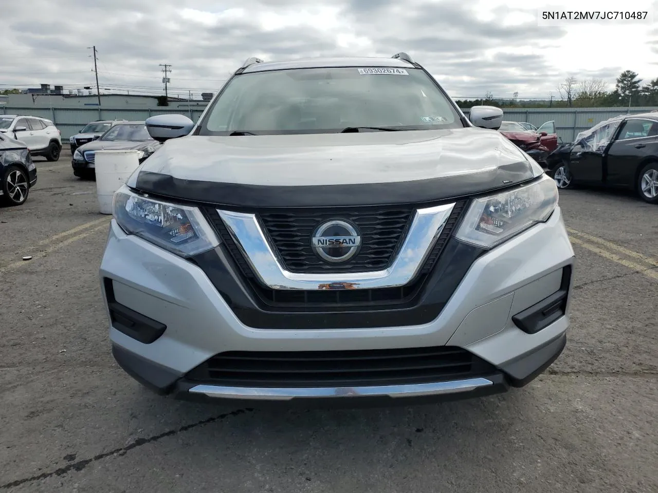 5N1AT2MV7JC710487 2018 Nissan Rogue S