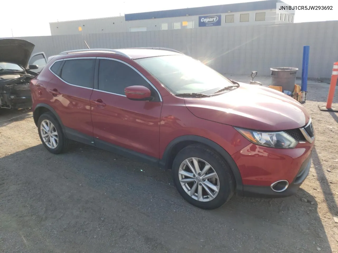 JN1BJ1CR5JW293692 2018 Nissan Rogue Sport S