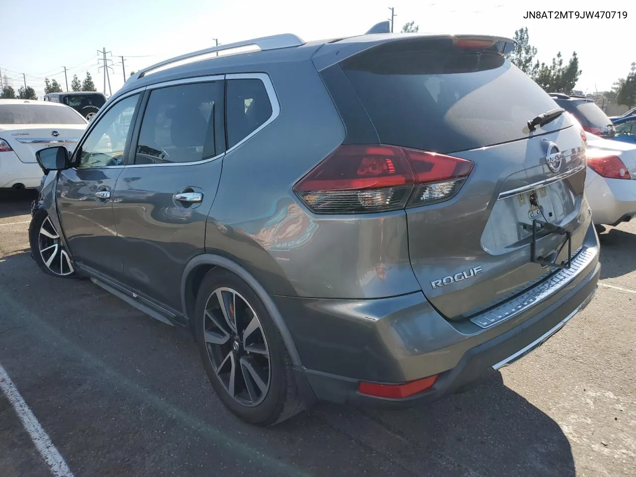 JN8AT2MT9JW470719 2018 Nissan Rogue S