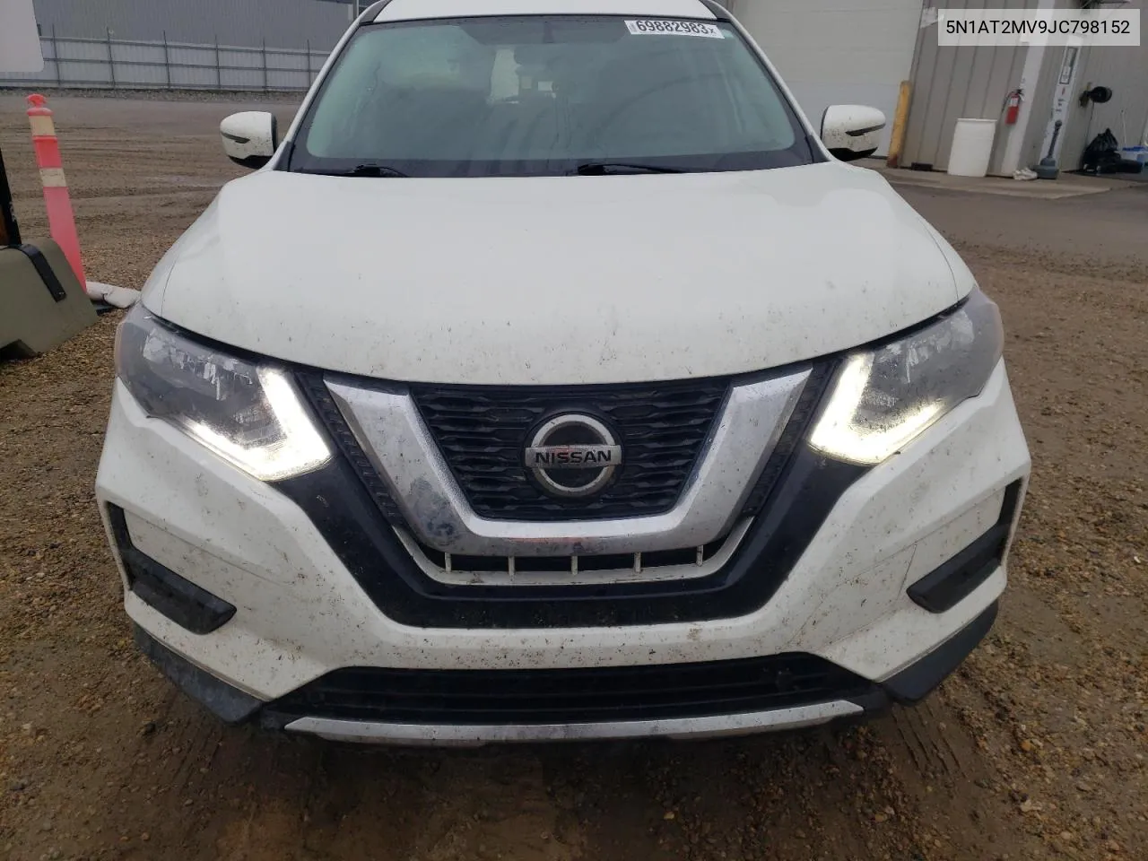 5N1AT2MV9JC798152 2018 Nissan Rogue S