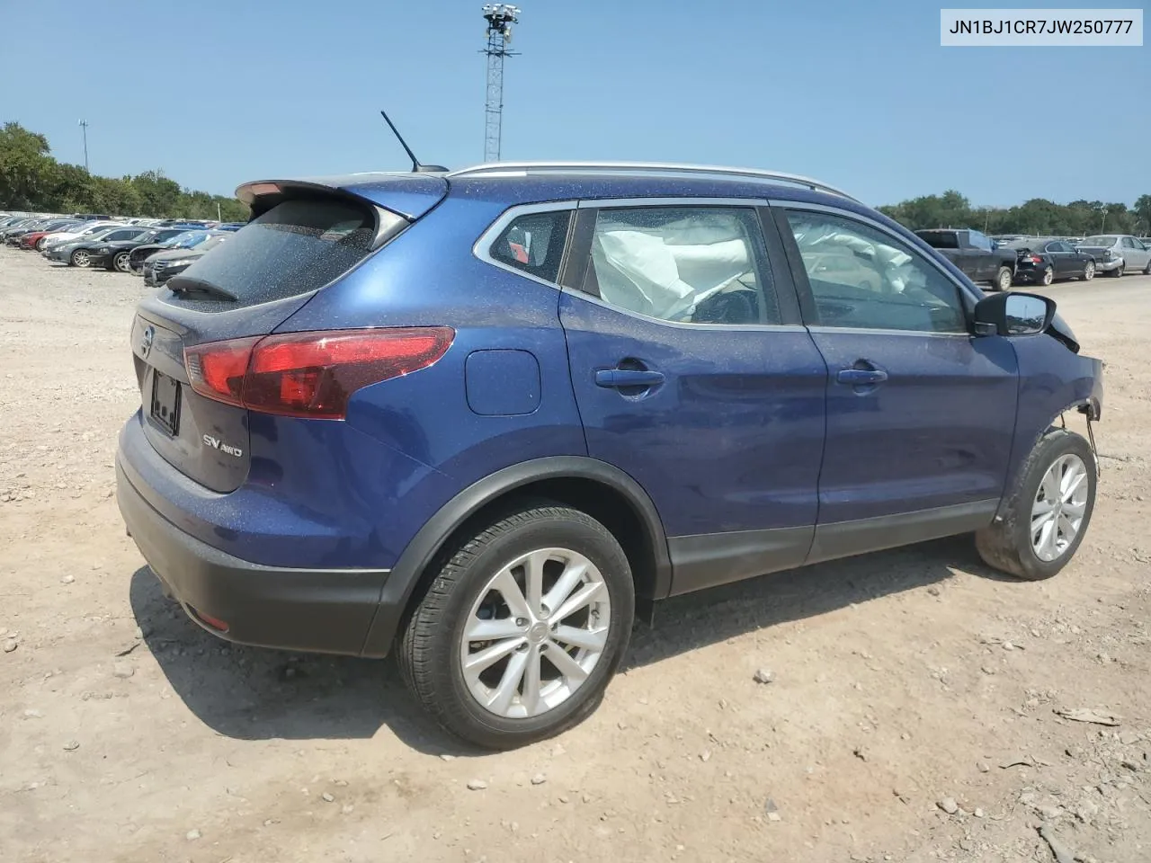 JN1BJ1CR7JW250777 2018 Nissan Rogue Sport S