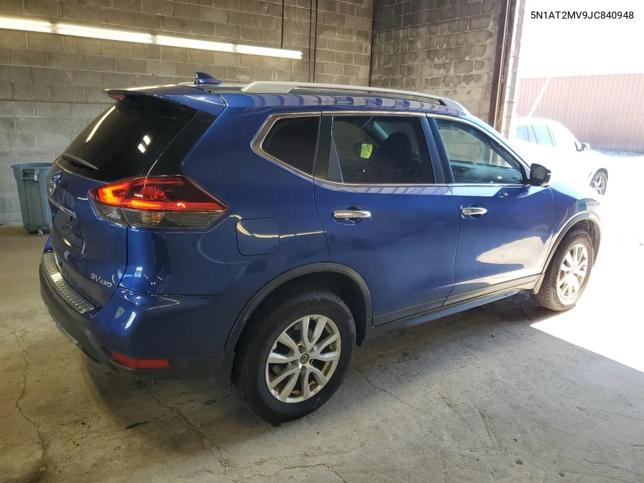 2018 Nissan Rogue S VIN: 5N1AT2MV9JC840948 Lot: 70578894