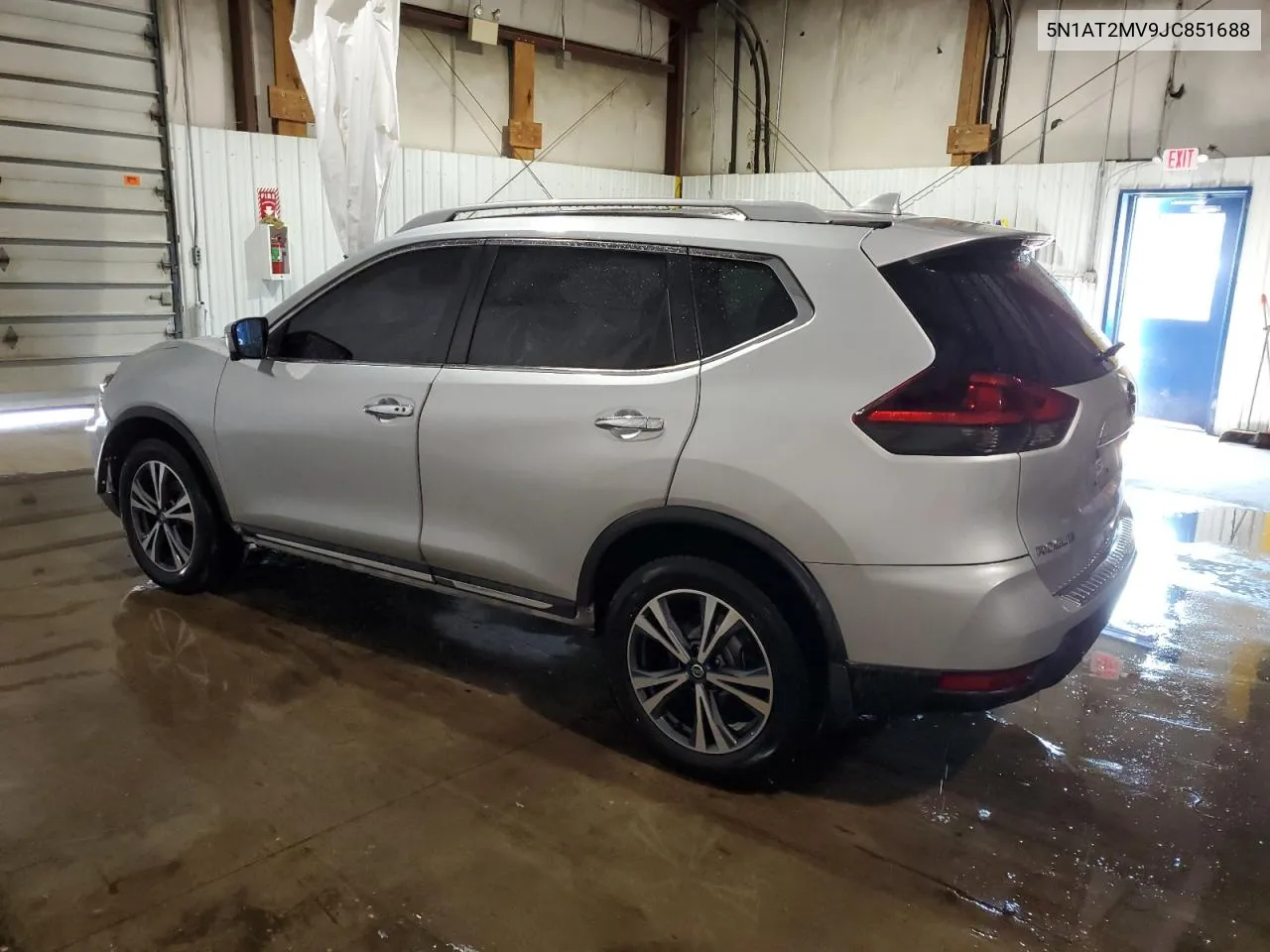 2018 Nissan Rogue S VIN: 5N1AT2MV9JC851688 Lot: 70969994