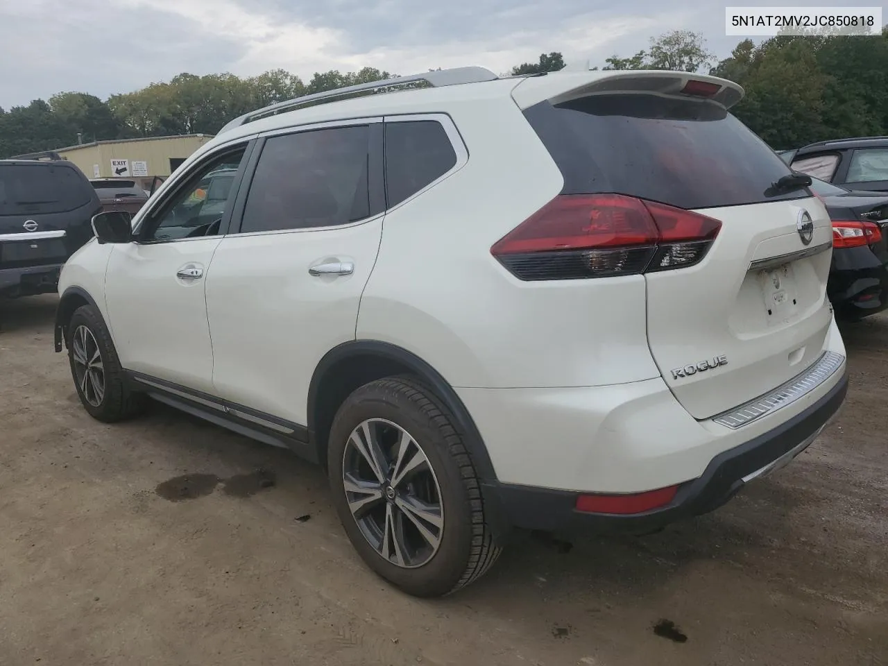 2018 Nissan Rogue S VIN: 5N1AT2MV2JC850818 Lot: 71983274