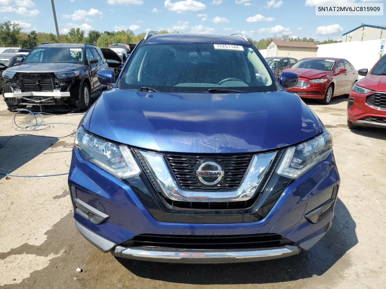 2018 Nissan Rogue S VIN: 5N1AT2MV6JC815909 Lot: 72251144