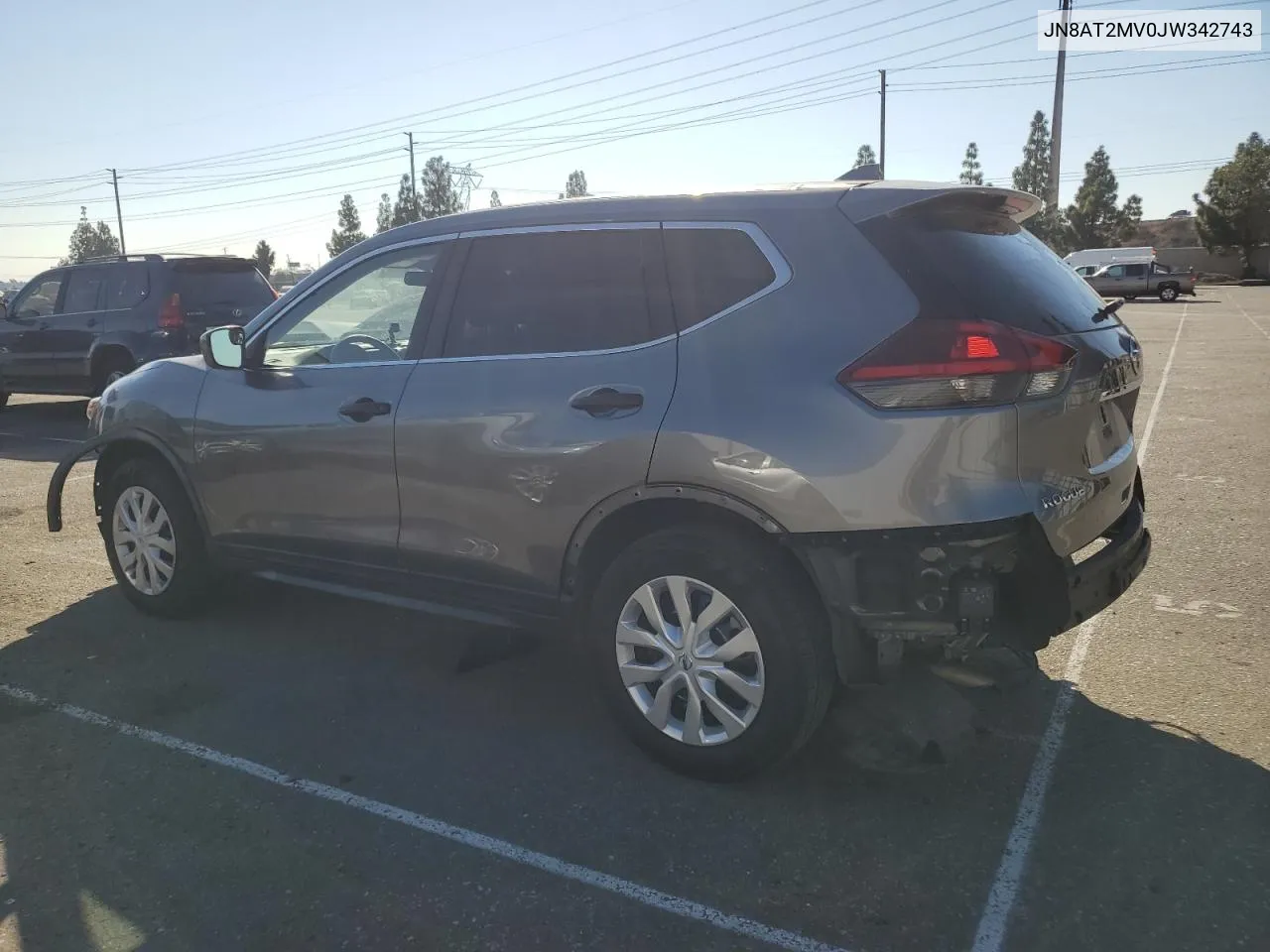 2018 Nissan Rogue S VIN: JN8AT2MV0JW342743 Lot: 72441904