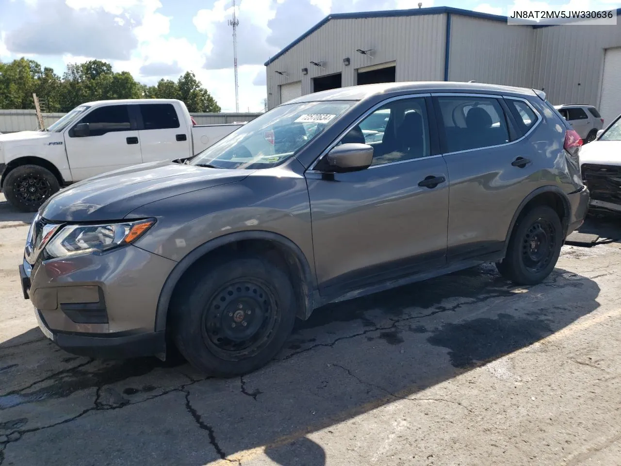 2018 Nissan Rogue S VIN: JN8AT2MV5JW330636 Lot: 72570634