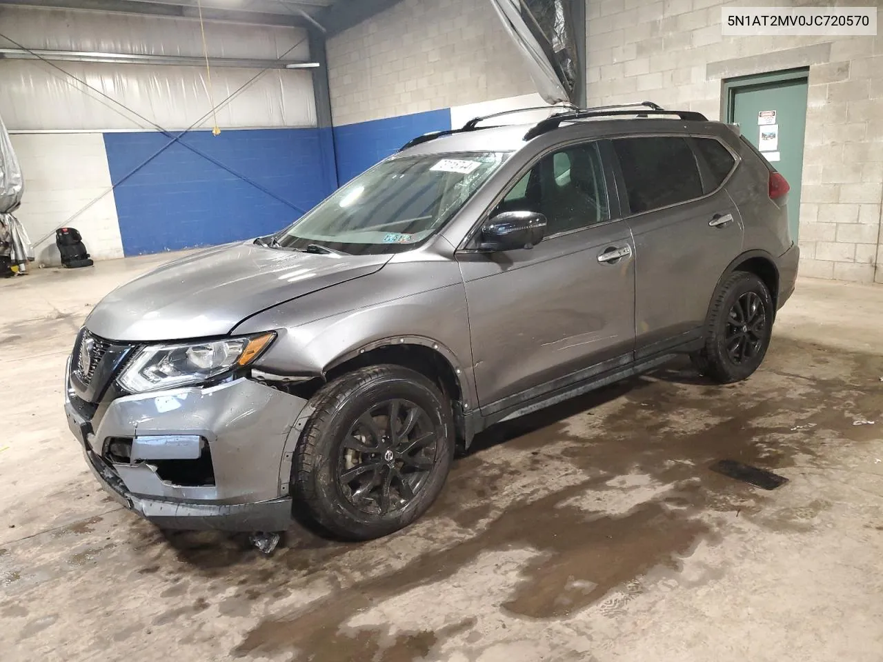 5N1AT2MV0JC720570 2018 Nissan Rogue S