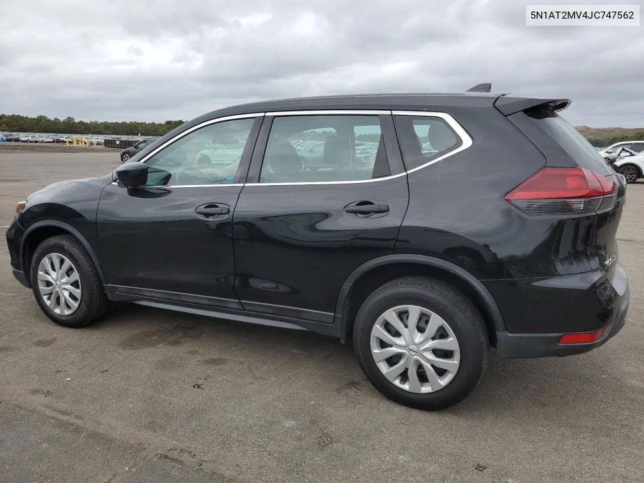 2018 Nissan Rogue S VIN: 5N1AT2MV4JC747562 Lot: 73201674