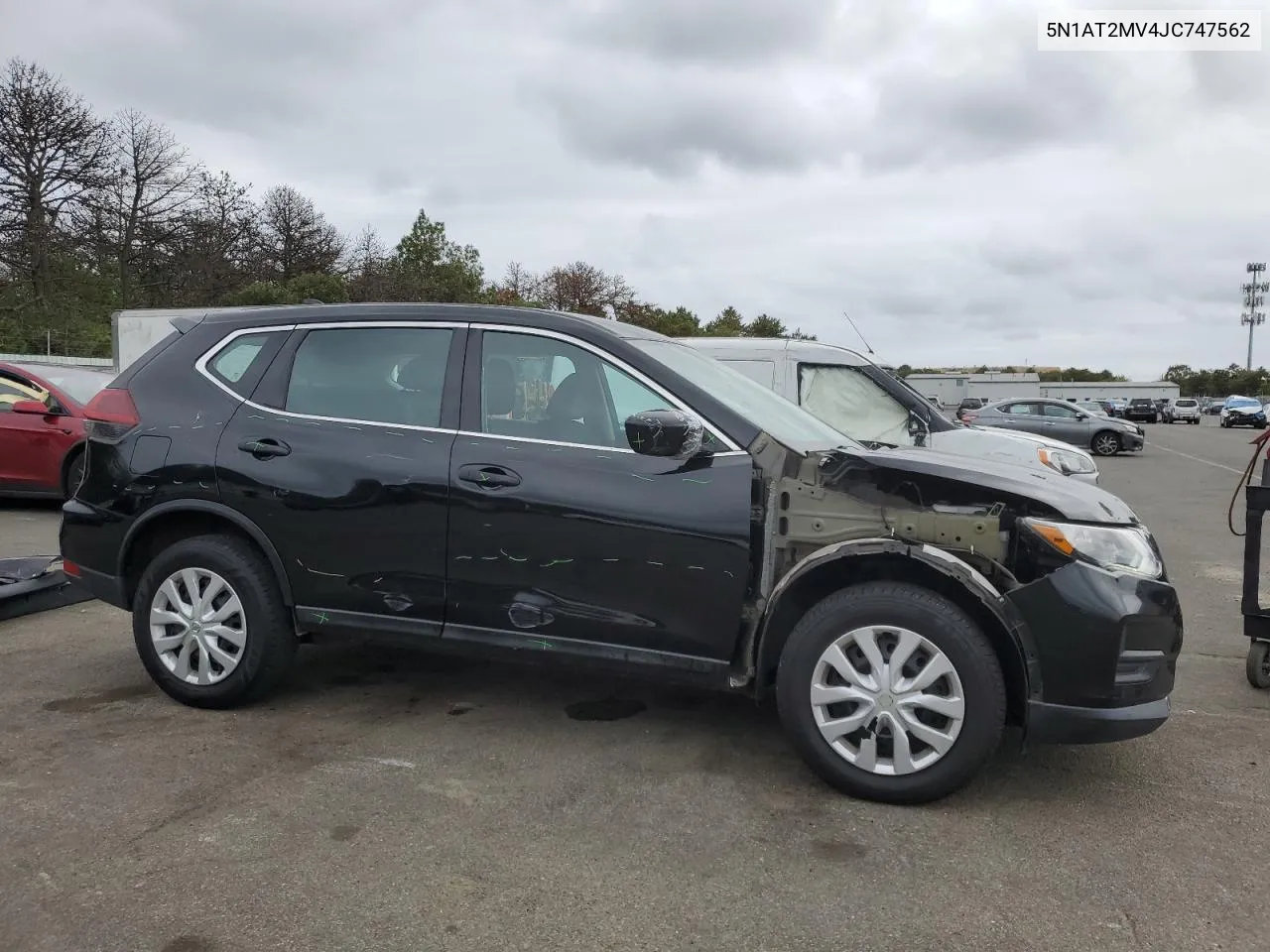 2018 Nissan Rogue S VIN: 5N1AT2MV4JC747562 Lot: 73201674