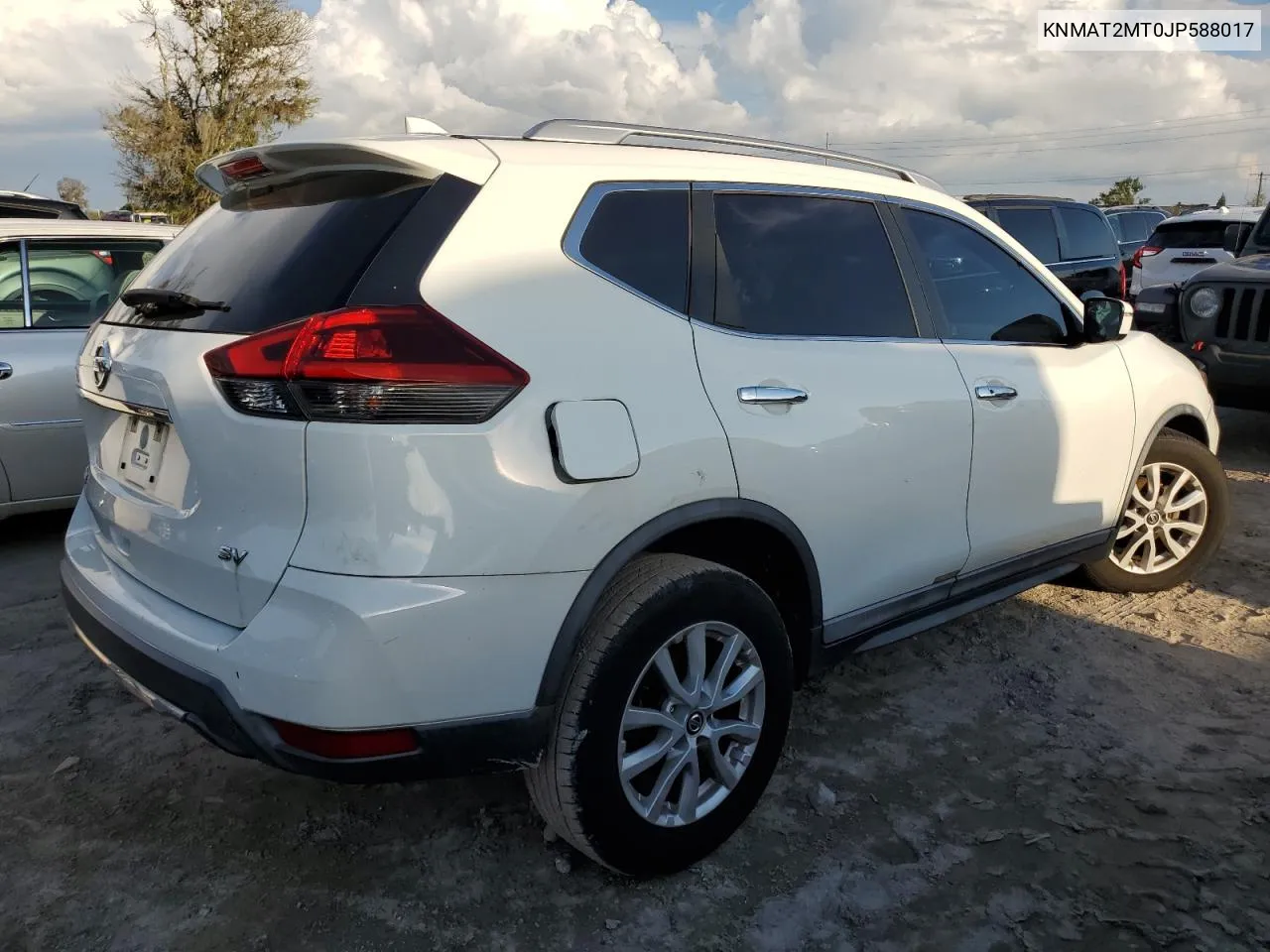 2018 Nissan Rogue S VIN: KNMAT2MT0JP588017 Lot: 73931234