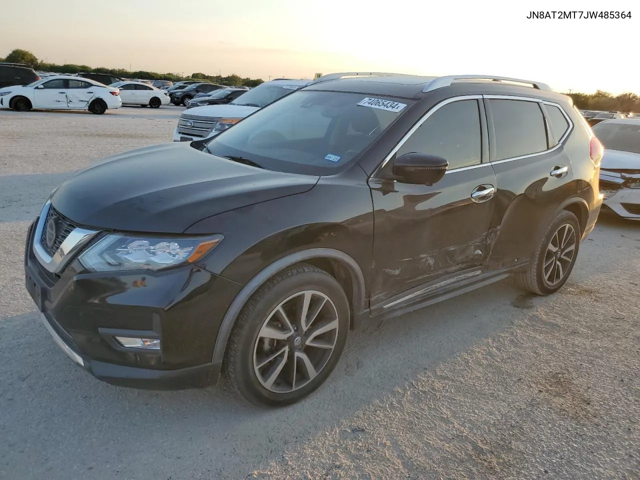 2018 Nissan Rogue S VIN: JN8AT2MT7JW485364 Lot: 74065434