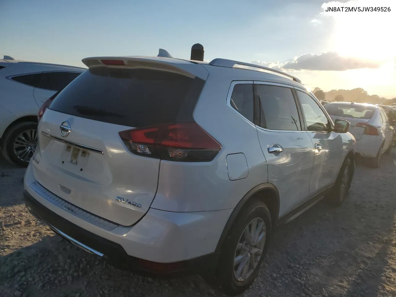 2018 Nissan Rogue S VIN: JN8AT2MV5JW349526 Lot: 74216694